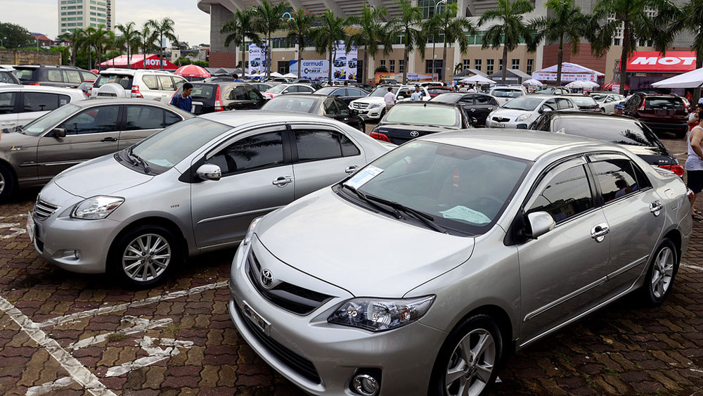 Xe ô tô cũ có giá lăn bánh thấp